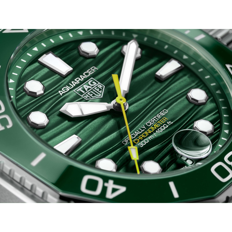 TAG Heuer Aquaracer 42mm - WBP5116.BA0013 - 2